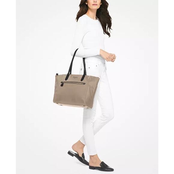 Michael Kors Kelsey tote - Picture 2 of 6